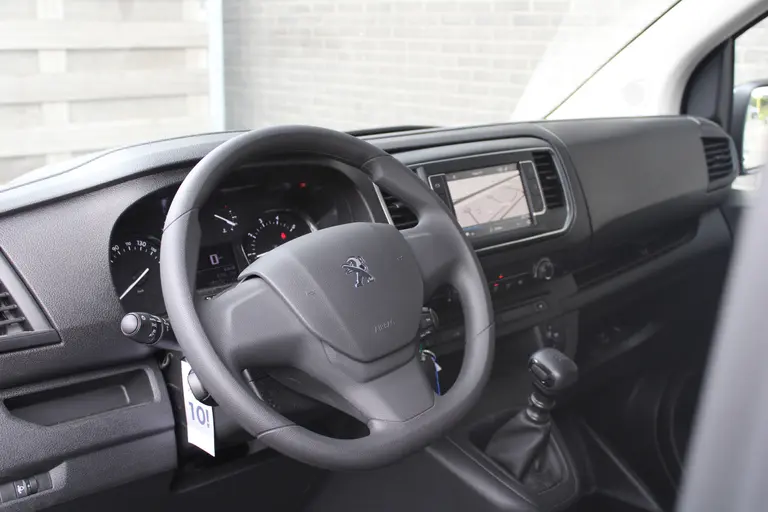 Peugeot Expert 2.0 BlueHDI 145PK L3 Dubbele Cabine Navigatie, Achteruitrijcamera, Trekhaak Afneembaar, Airco, Parkeersensoren Achter, Bluetooth, Cruise Control afbeelding 23