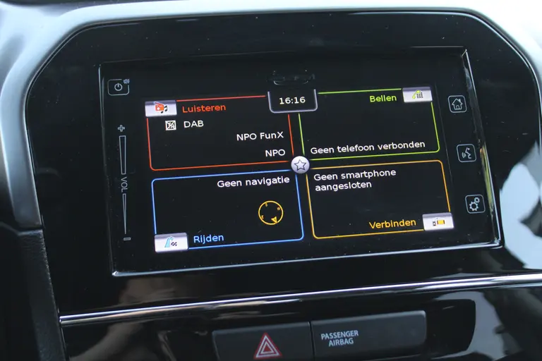 Suzuki Vitara 1.5 Hybrid 115PK Select AllGrip Automaat Adaptieve Cruise Control, Stoelverwarming, Achteruitrijcamera, Dodehoek Detector afbeelding 23