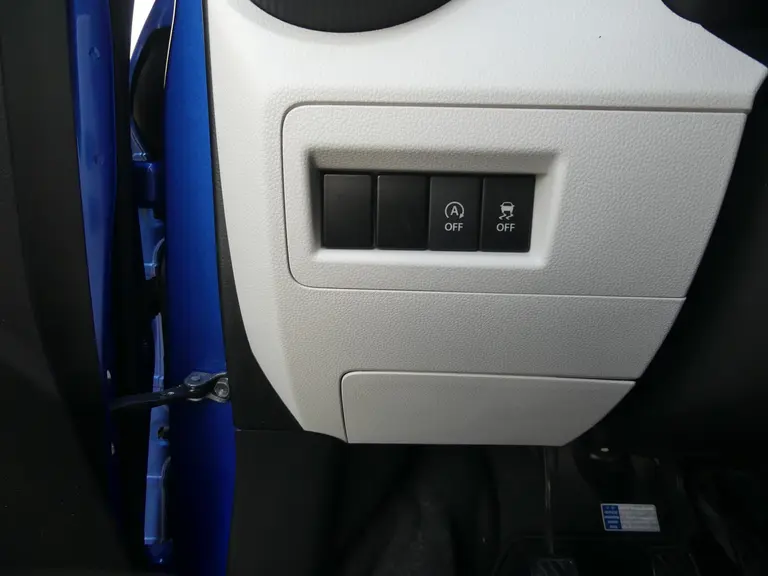 Suzuki Ignis 1.2 Stijl Smart Hybrid Trekhaak, Navigatie, Cruise control afbeelding 11
