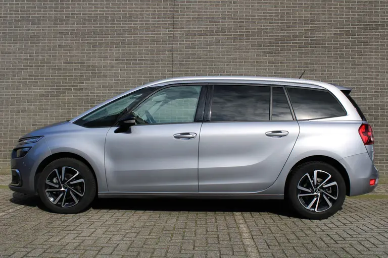 Citroën Grand C4 Spacetourer 1.2 PureTech Shine Automaat 7 zits Cruise/Climate control, Navigatie, Apple Carplay/Android auto,  Audio/DAB, Keyless entry/Start afbeelding 2