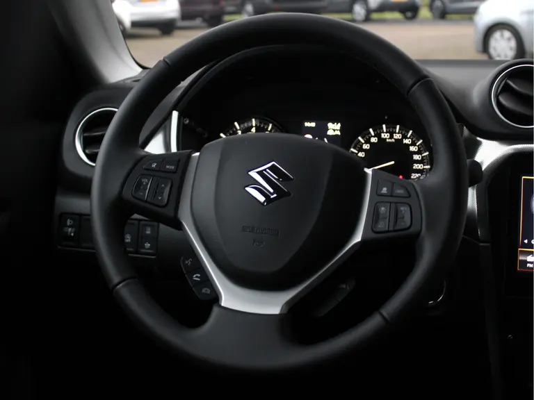 Suzuki Vitara 1.4 Boosterjet Style Smart Hybrid Leder/Alcantara Bekleding, Adaptieve Cruise en Climate Control afbeelding 27