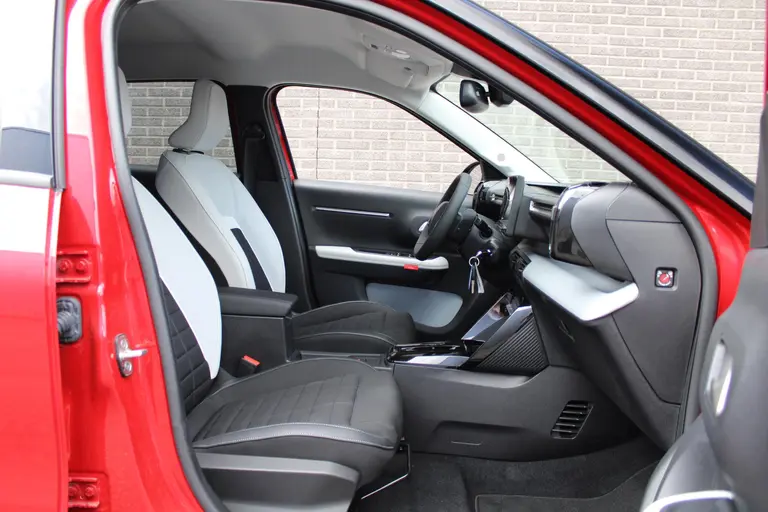 Citroën ë-C3 Max 113pk 44 kWh Automaat, Navigatie, Airco, Applecarpl./Andr. Auto, draadloos laden, achteruitrijcamera afbeelding 29