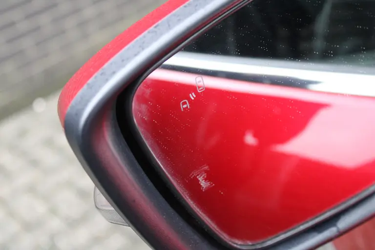 Mitsubishi Eclipse Cross 2.4 PHEV Instyle Nu met gratis trekhaak! Automaat, Lederen bekleding, Applecarpl./Andr. Auto Trekgewicht 1.500 KG. afbeelding 28