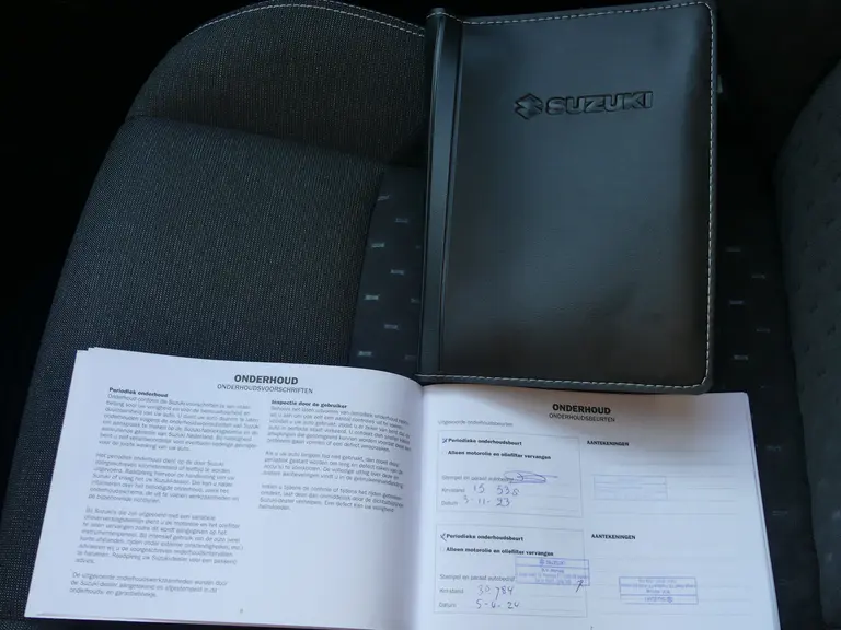 Suzuki Swace 1.8 Hybrid Style Automaat, Trekhaak,  Adaptive Cruise, Stoelverwarming afbeelding 29