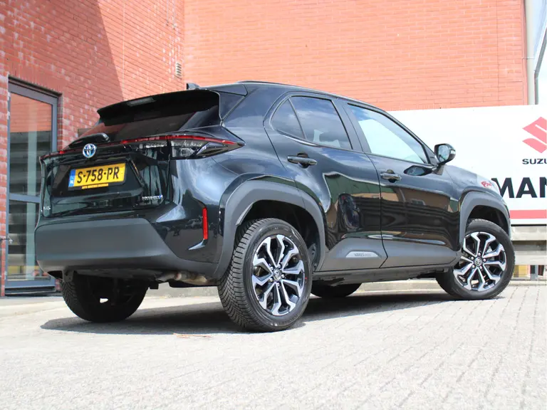 Toyota Yaris Cross 1.5 Hybrid Dynamic Navigatie, Achteruitrijcamera, Climate Control, Bluetooth afbeelding 11