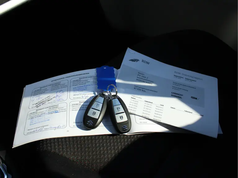 Suzuki Ignis 1.2 Stijl Automaat Trekhaak, Stoelverwarming, Navigatie, Climate control, Cruise control, Parkeercamera afbeelding 10
