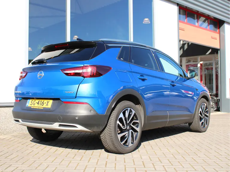 Opel Grandland X 1.2 Turbo Innovation + Apple carplay/Android auto I Stoel+stuur verwarming I Leder I Navigatie I Elektrische achterklep I afbeelding 4