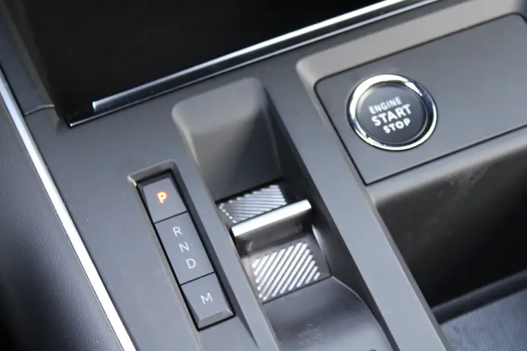 Citroën C5 Aircross 1.2 Hybrid 136PK Max Automaat, Luxe Lederen bekleding, 360 camera, navigatie, elekr. stoelen, CruiseControl, Applecarpl./Andr. Auto afbeelding 20
