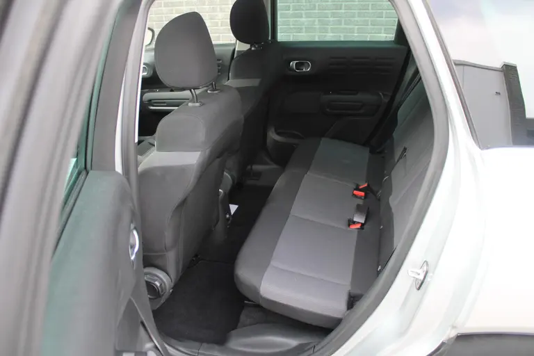 Citroën C3 Aircross 1.2 PureTech S&S Shine Automaat, Cruise control, Applecarpl./Andr. Auto, Airco afbeelding 10