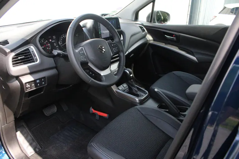 Suzuki S-Cross 1.5 Hybrid Style All season banden, Trekhaak, Parkeersensoren voor en achter, Navigatie, Stoelverwarming, Adaptieve Cruise Control afbeelding 14