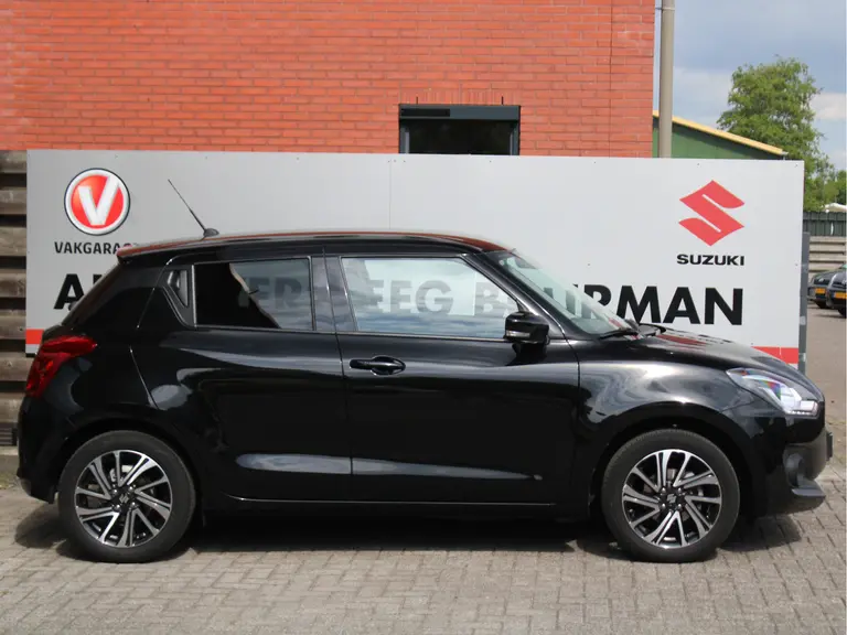 Suzuki Swift 1.2 Style Smart Hybrid Automaat Navigatie, Adaptieve Cruise en Climate Control, Achteruitrijcamera afbeelding 13