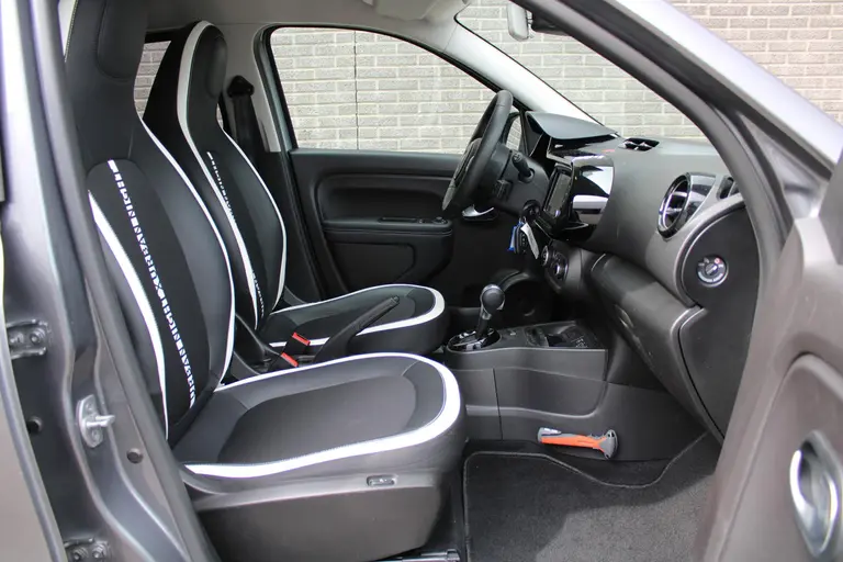 Renault Twingo Z.E. Inclusief batterijtest R80 E-Tech Série Limitée 82pk, Automaat, Airco, Navigatie, Applecarpl./Andr. Auto afbeelding 32
