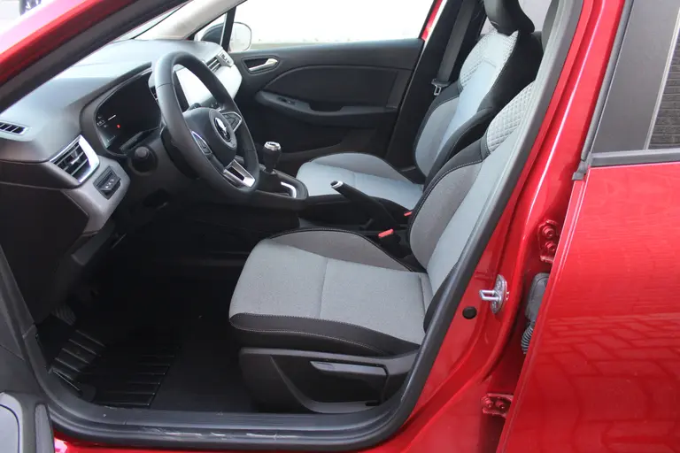 Mitsubishi Colt 1.0T MT Intense Cruise/Climate control, 16"LM velgen, Camera, Apple carplay/Android auto, Parkeersensoren V+A afbeelding 9