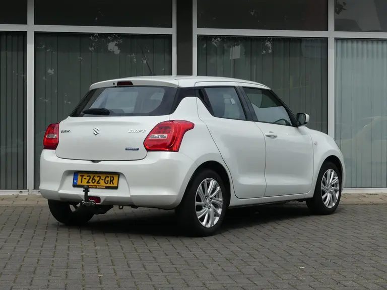 Suzuki Swift 1.2 Comfort Smart Hybrid Trekhaak, Cruise Control, Airco, LM Velgen afbeelding 4