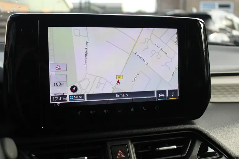 Suzuki Swift 1.2 Style Smart Hybrid GT-Styling Pakket, Navigatie, Parkeersensoren, Adaptieve Cruise Control, Draadloos Apple Carplay/Android Auto afbeelding 29