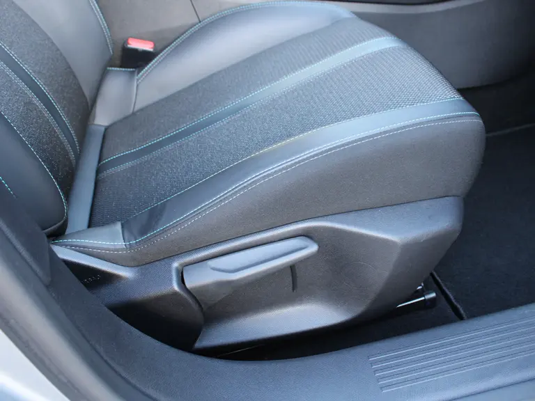 Peugeot 308 1.2 PureTech 130PK Allure Pack Business EAT8 Automaat Navigatie, Trekhaak Afneembaar, Camera Achter, Parkeerhulp voor & achter afbeelding 39