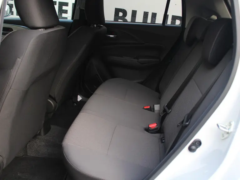 Suzuki Swift 1.2 Style Smart Hybrid GT-Styling Pakket + Extra Accessoires t.w.v. €3.500,- Navigatie, Parkeersensoren, Adaptieve Cruise Control, Automatisch Inklapbare Spiegels afbeelding 22