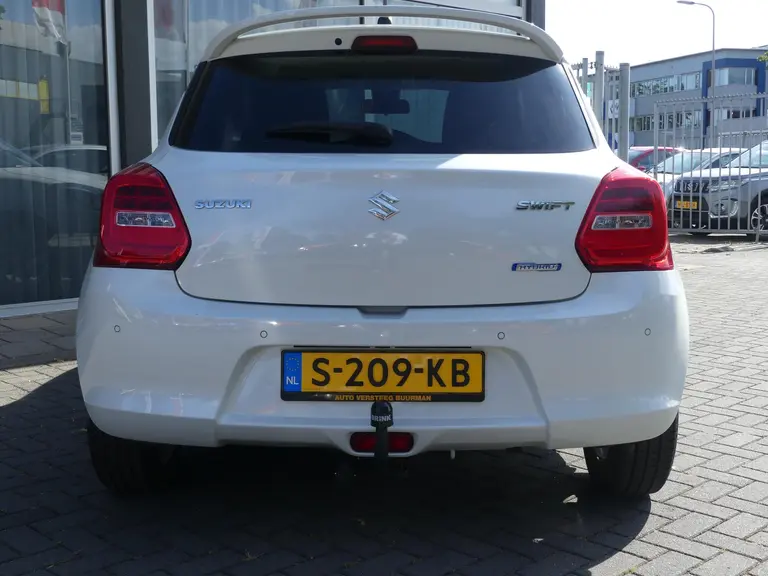 Suzuki Swift 1.2 Select Smart Hybrid Trekhaak, Cruise Control, Apple Carplay, Android Auto, Navigatie, Achterspoiler afbeelding 26