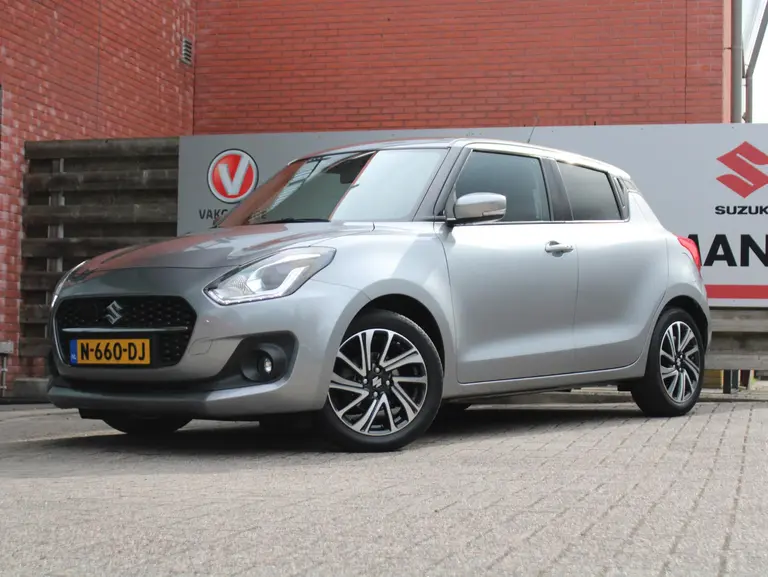 Suzuki Swift 1.2 Style Smart Hybrid CVT Automaat Navigatie, Cruise Control Adaptief, Stoelverwarming, Achteruitrijcamera, Parkeersensoren Achter afbeelding 8