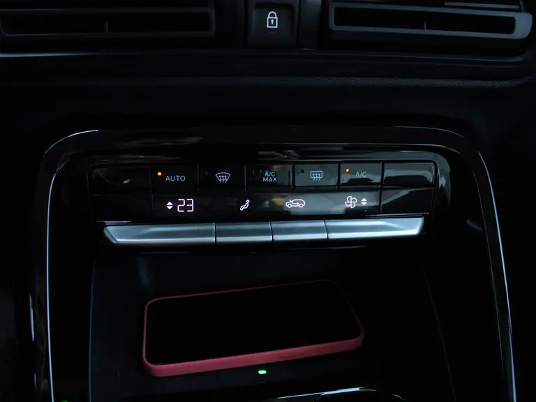 Citroën C3 1.2 100PK Turbo Max Navigatie, Achteruitrijcamera, Climate Control, Cruise Control, Apple Carplay, Android Auto afbeelding 26