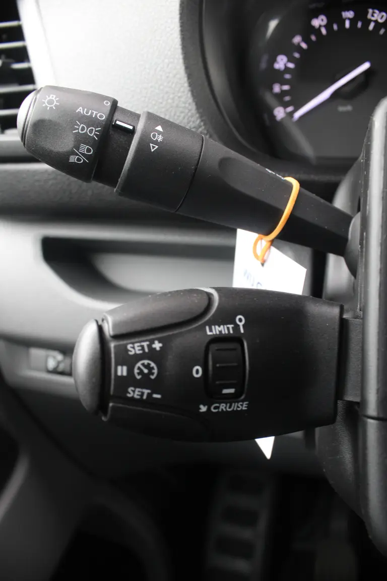 Peugeot Expert 1.5 BlueHDI 120PK Standard Premium 3-Zits, Airco, Navigatie, Achteruitrijcamera, Betimmering afbeelding 19