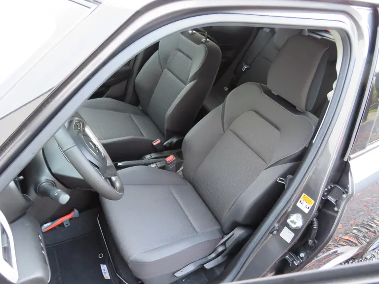 Suzuki Swift 1.2 Select Smart Hybrid, Automaat en 17 inch velgen! DEMOVOORDEEL, met Camera en Parkeersensoren afbeelding 10