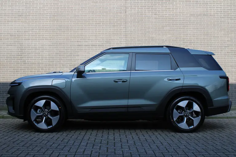 KGM Torres EVX Titanium 73.4 kWh 207pk, Luxe Grijze Bekleding, Forest Green, 20"inch LM velgen 7 jaar garantie! afbeelding 3