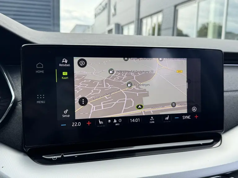 Skoda Octavia Combi Sport Business 1.5 e-TSI 150PK DSG7 Automaat Navigatie, Keyless, Achteruitrijcamera, Elektrische Kofferbak, Apple Carplay, Android Auto afbeelding 28