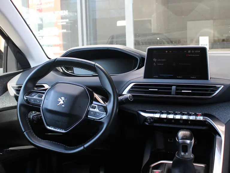 Peugeot 3008 1.2 PureTech 130PK Première Lederen bekleding, Stoelverwarming voor, Navigatie en Elektrische Achterklep afbeelding 12