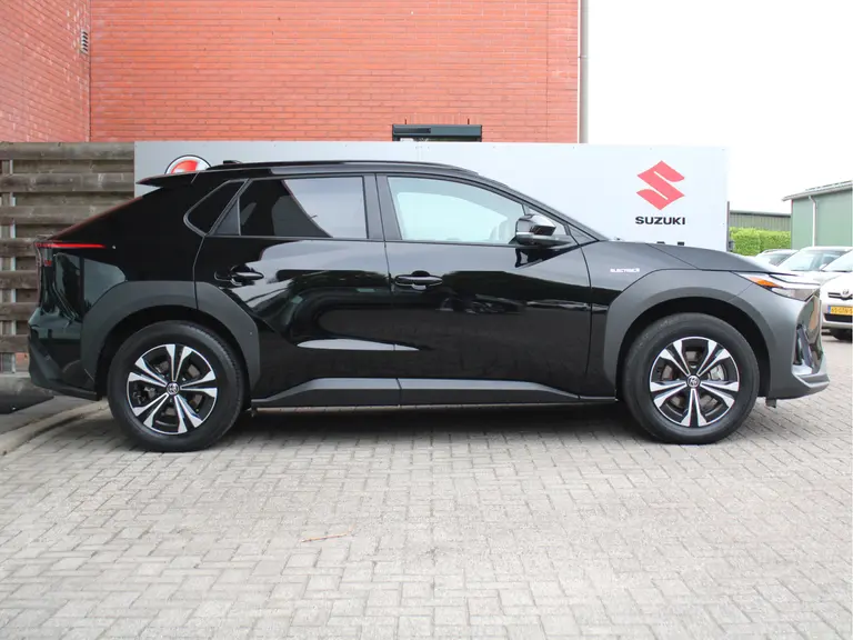 Toyota Bz4x Dynamic 71 kWh Automaat 3-fase Stuurverwarming, Elektrische bestuurdersstoel, Navigatie, Rondomzicht camera afbeelding 16