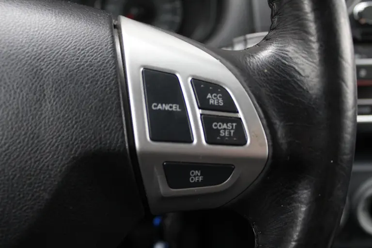 Mitsubishi Colt 1.3 Edition Two airco, cruise control, lichtmetalen velgen afbeelding 14