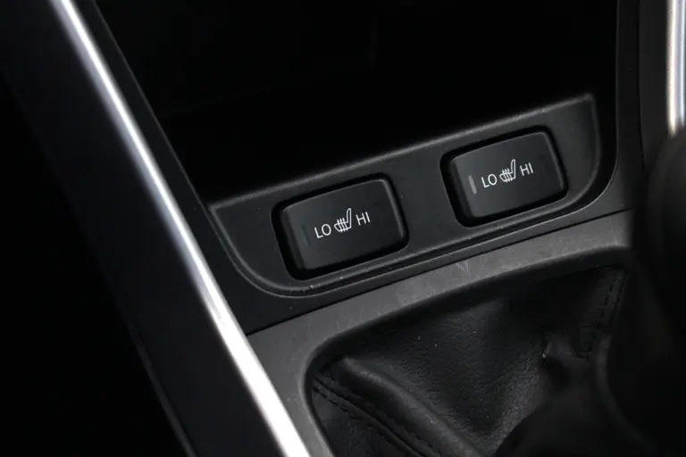 Suzuki S-Cross 1.0 Boosterjet Exclusive Achteruitrijcamera, Navigatie, Cruise Control, Voorstoelen Verwarmd, Regensensor afbeelding 20
