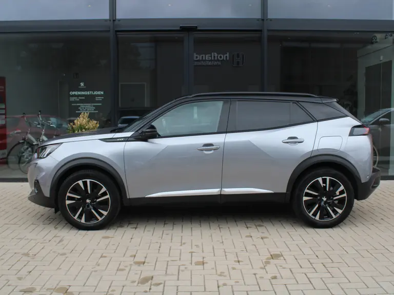 Peugeot 2008 1.2 PureTech 130PK EAT8 GT Pack Camera, Trekhaak, Dode hoekbewaking, Keyless entry afbeelding 8