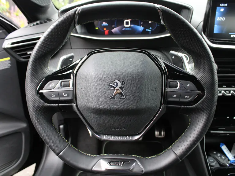 Peugeot 208 GT 1.2 PureTech 100PK EAT8 Automaat Navigatie, Trekhaak Afneembaar, Achteruitrijcamera, Stoelverwarming, Cruise Control, Climate Control afbeelding 21