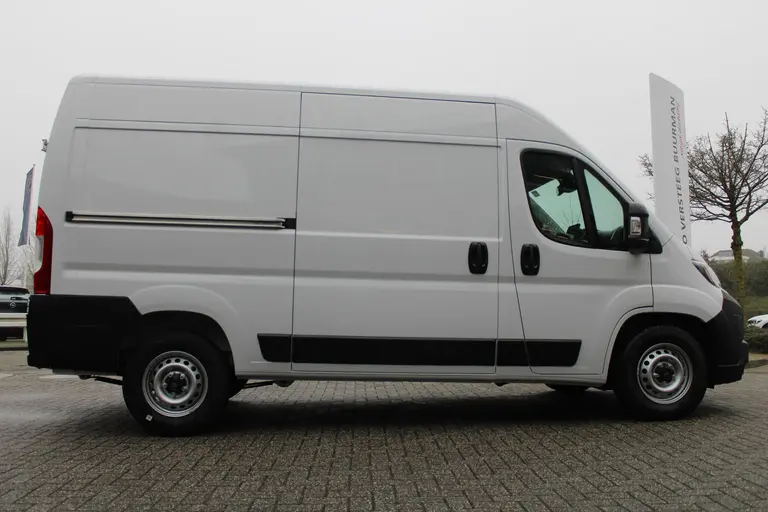 Citroën Jumper 2.2 BlueHDi 140 S&S L2H2 3.5t Automaat uit voorraad leverbaar! Navigatie, Camera, Parkeersensoren, verzwaarde veren, afbeelding 2