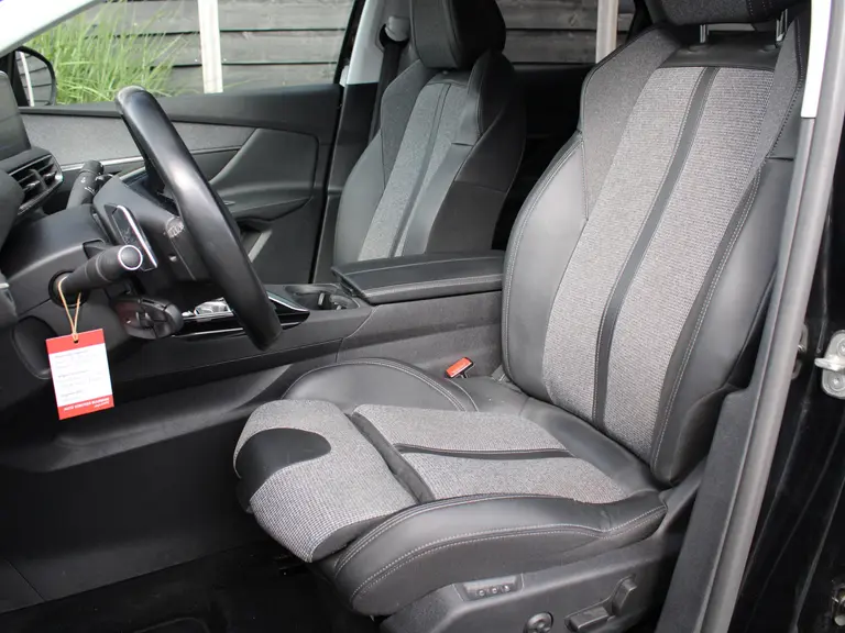 Peugeot 3008 Blue Lease Premium 1.2 PureTech 130PK EAT8 Automaat Navigatie, El. bedienbare bestuurders stoel met geheugen, Adaptive Cruise Control, El bedienbare achterklep,  Trekhaak afneembaar afbeelding 33