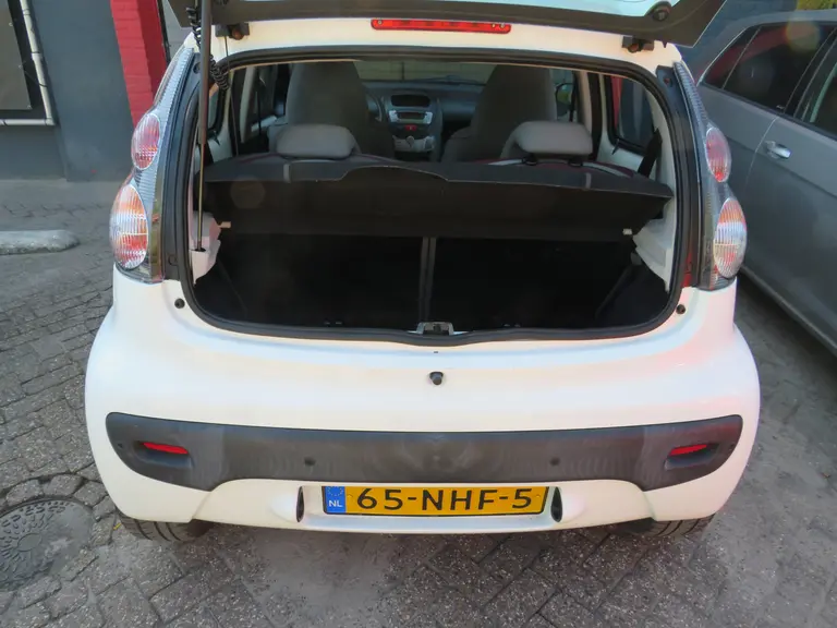Citroën C1 1.0-12V Ambiance, Automaat, met Parkeersensoren! Dakspoiler LM-Velgen en nieuwe Koppeling! afbeelding 11