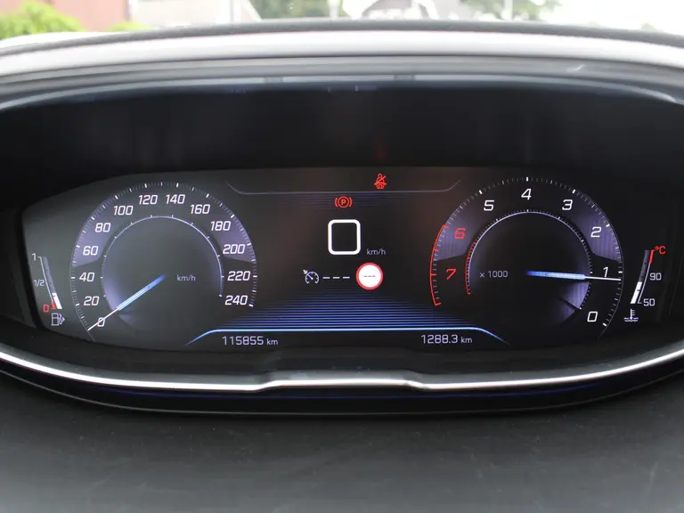 Peugeot 3008 Allure 1.2 PureTech 130PK Trekhaak, AppleCarPlay/AndroidAuto Navigatie, Lichtmetalen velgen, Parkeerhulp voor & achter afbeelding 10