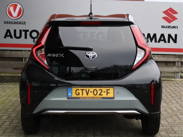 Toyota Aygo X 1.0 VVT-i MT Envy Cruise Control Adaptief, Achteruitrijcamera, Navigatie, Parkeersensoren Voor en Achter afbeelding 14