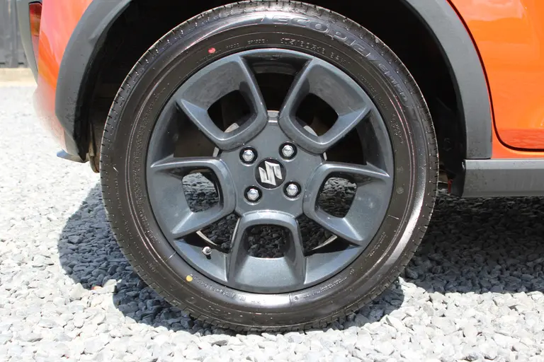 Suzuki Ignis 1.2 Select, met Dakspoiler en Dealer Onderhouden! Achteruitrijcamera en hoge instap! afbeelding 4