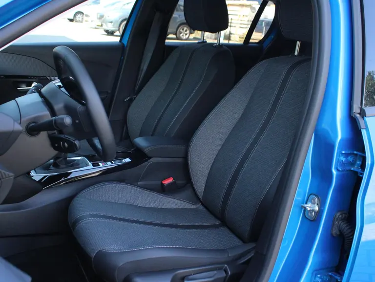 Peugeot 208 Allure 1.2 PureTech 100PK Navigatie, Camera achter, Apple Carplay/Android auto afbeelding 6