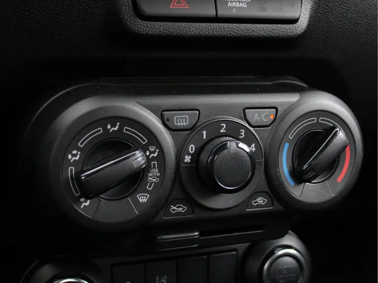 Suzuki Ignis 1.2 Smart Hybrid Select Carplay/Android Auto, Achteruitrijcamera, Bluetooth, Stoelverwarming Voor, Airco afbeelding 18