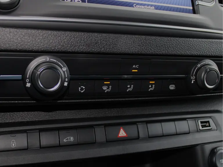 Toyota ProAce Long Worker 2.0 D-4D 180PK Prof 3-Zits Automaat Trekhaak, Zijschuifdeuren L&R, Navigatie, Achteruitrijcamera, Parkeersensoren Voor en Achter afbeelding 21