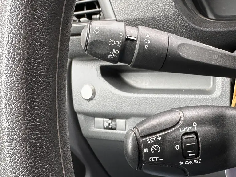 Toyota Proace Shuttle 1.5 D-4D Cool Comfort Long 9 zitplaatsen afbeelding 11