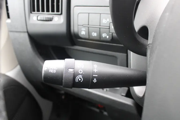 Citroën Jumper 2.2 BlueHDi 120 L1H1 3.0t Cruise Control, Leder Stuurwiel, Climate Control, Audio/Bluetooth, Parkeerhulp achter . afbeelding 15