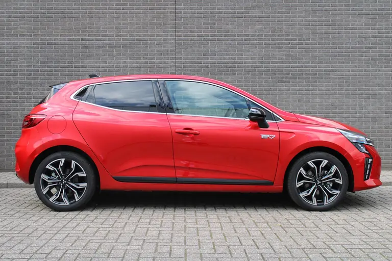 Mitsubishi Colt 1.6 HEV First Edition Automaat, Cruise/Climate control, Applecar./Andr. auto, Camera, 17"LM Velgen afbeelding 2