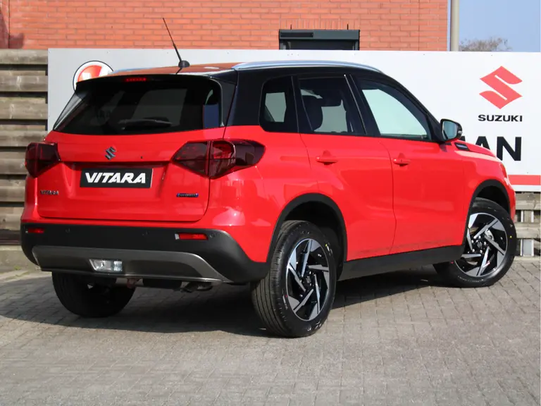 Suzuki Vitara 1.5 Hybrid Style 115PK Automaat Panoramadak, Navigatie, Parkeersensoren V en A, Stoelverwarming, Achteruitrijcamera afbeelding 2