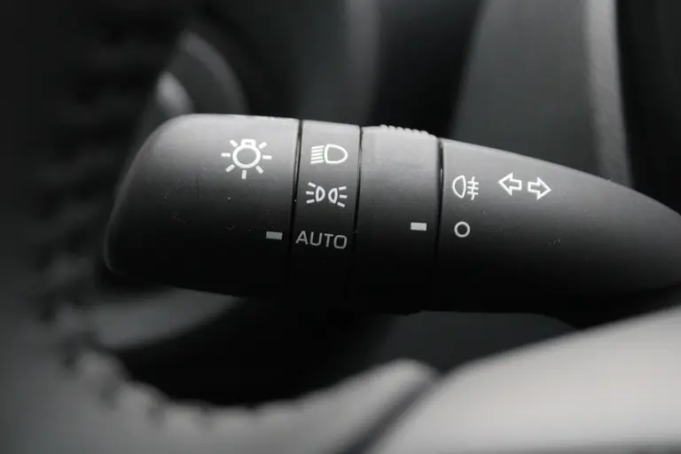 Toyota Aygo X 1.0 VVT-i S-CVT Play Achteruitrijcamera, DAB+ Radio, Airco, Bluetooth, Cruise Control Adaptief € 399,- private lease afbeelding 28