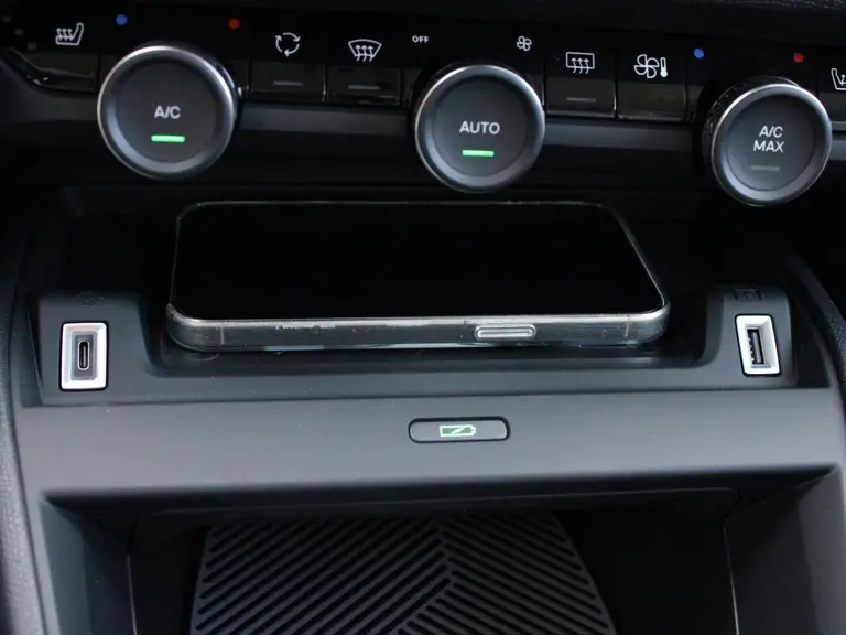 Citroën C4 Max 1.2 Hybrid 136PK e-DCS6 Automaat Navigatie, Rondomzichtcamera, Headup, Adaptieve Cruise, Keyless, Stuur, Stoel en Voorruitverwarming afbeelding 33
