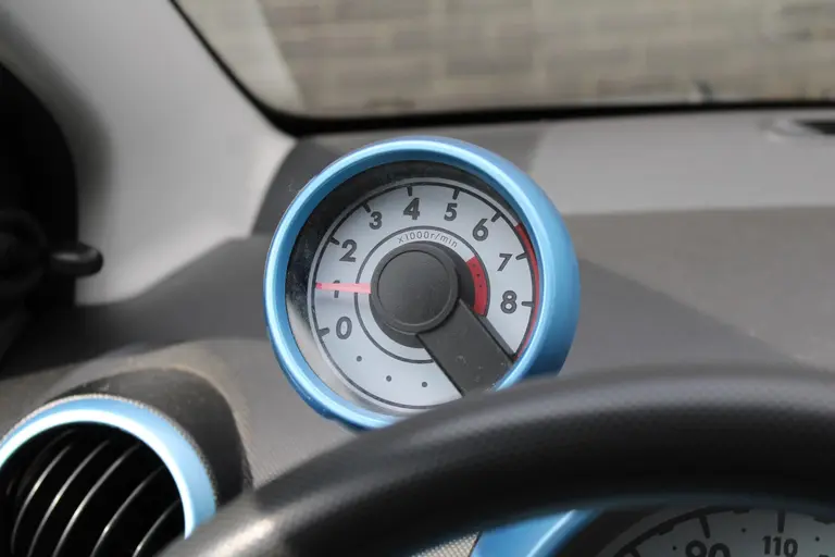 Peugeot 107 1.0-12V Urban Move afbeelding 14